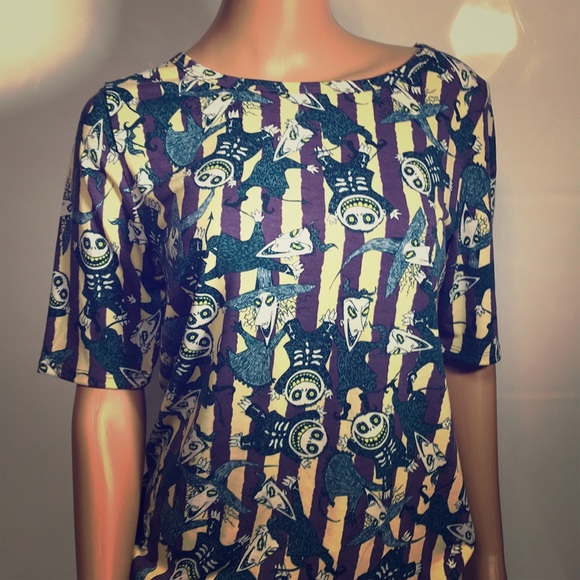 LuLaRoe Tops - Disney LuLaRoe Shirt Size Women’s Large NWT ♥️♥️